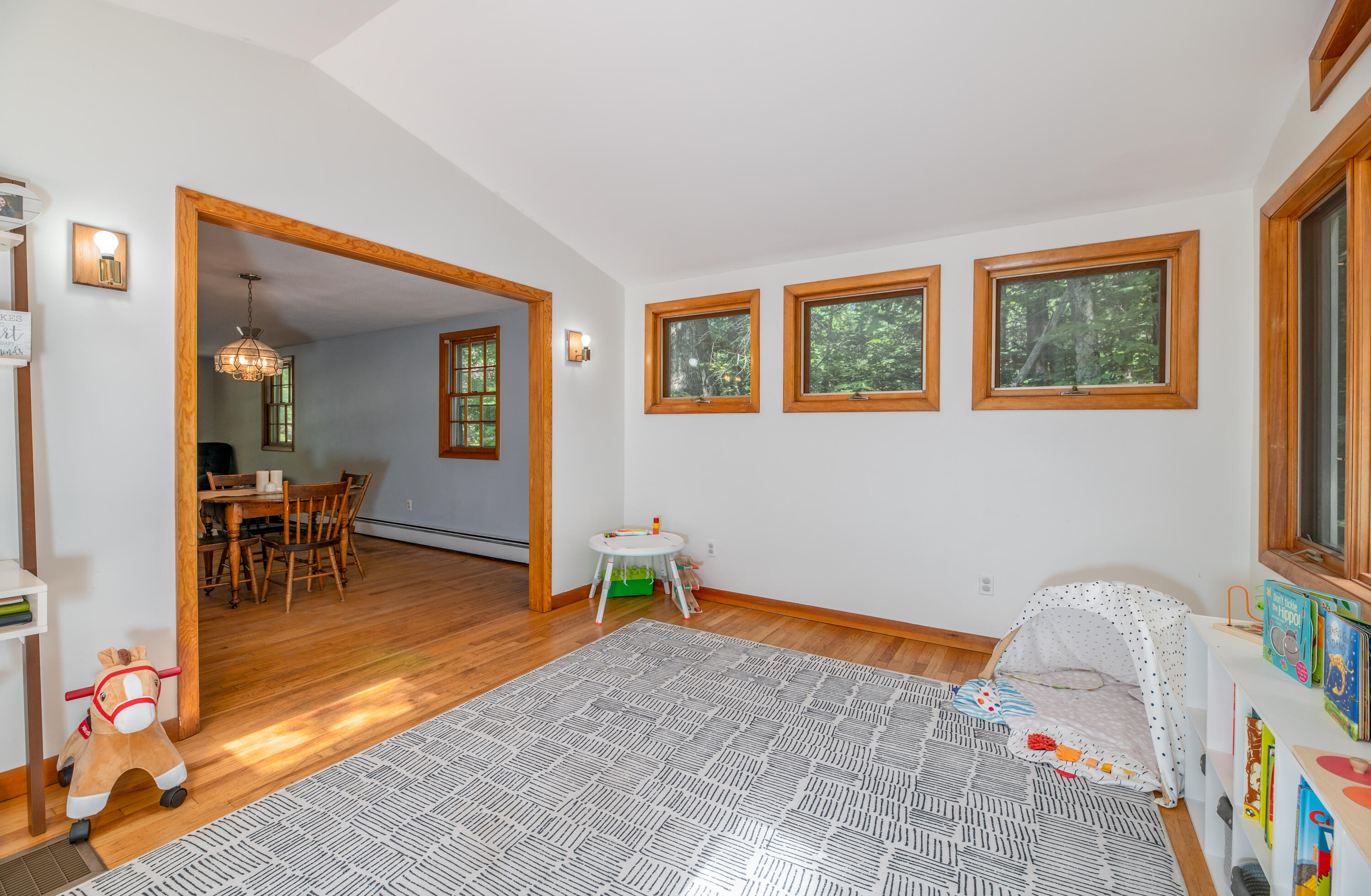 35 Sylvan Way Manchester, ME 04351 - Photo 12 of 40 Interior17