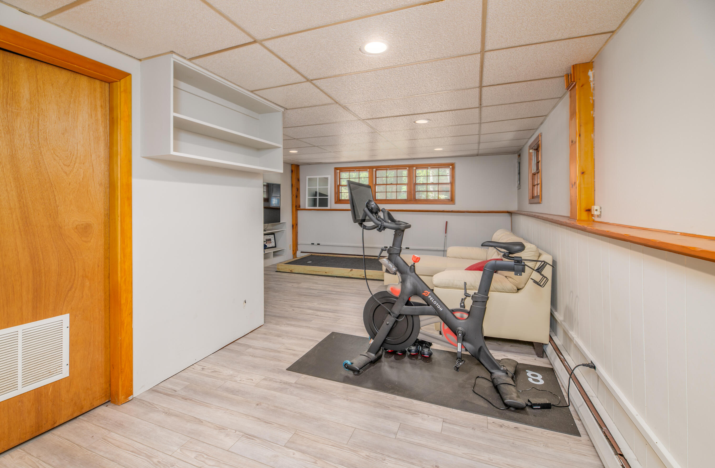 35 Sylvan Way Manchester, ME 04351 - Photo 28 of 40 Interior25