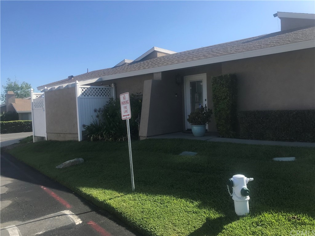 44705 La Paz Road, Unit A Temecula, CA 92592 - Photo 1 of 1 End unit with Atrium