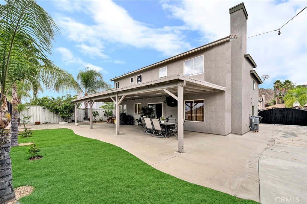 31755 Ridgeview Drive Lake Elsinore, CA 92532 - Photo 4 of 36 a view of a house with a patio