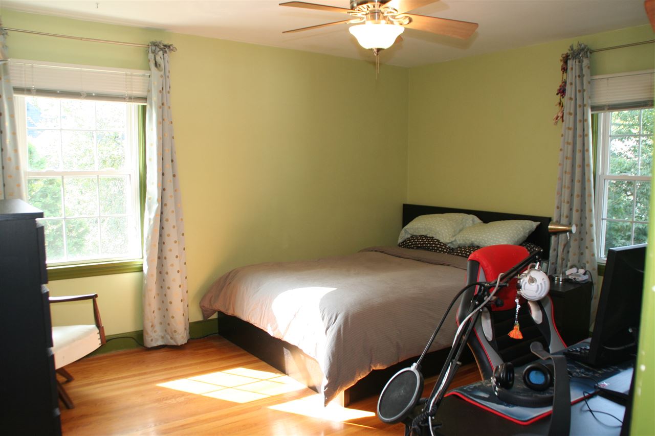 1940 Colchester Road Flint, MI 48503 - Photo 29 of 51 Bedroom #2