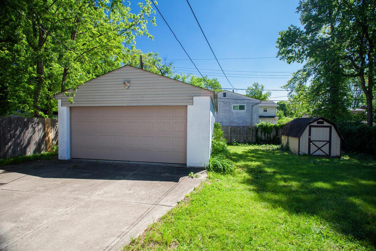 1264 Shady Lane Road Columbus, OH 43227 - Photo 20 of 20 2 Car Garage