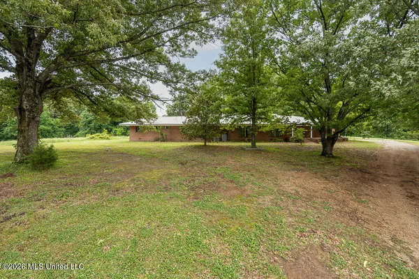$550,000 | 6667 Star Landing Road, Lake Cormorant, MS 38641