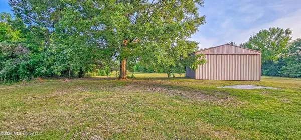 $550,000 | 6667 Star Landing Road, Lake Cormorant, MS 38641