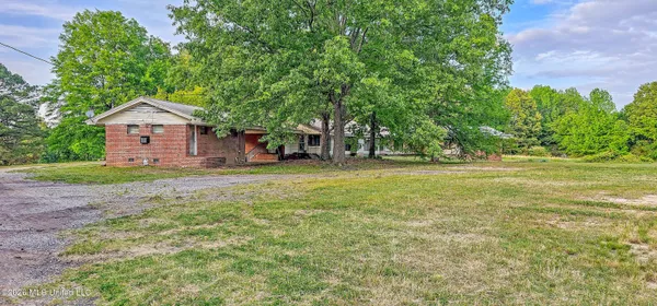 $550,000 | 6667 Star Landing Road, Lake Cormorant, MS 38641