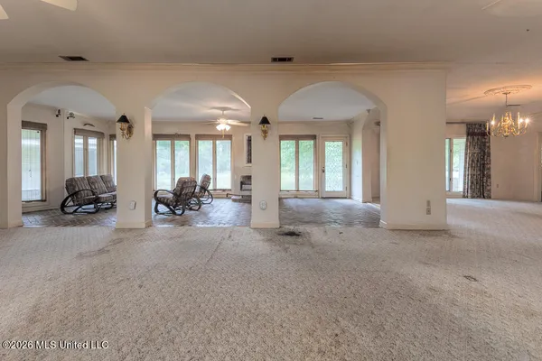 $550,000 | 6667 Star Landing Road, Lake Cormorant, MS 38641