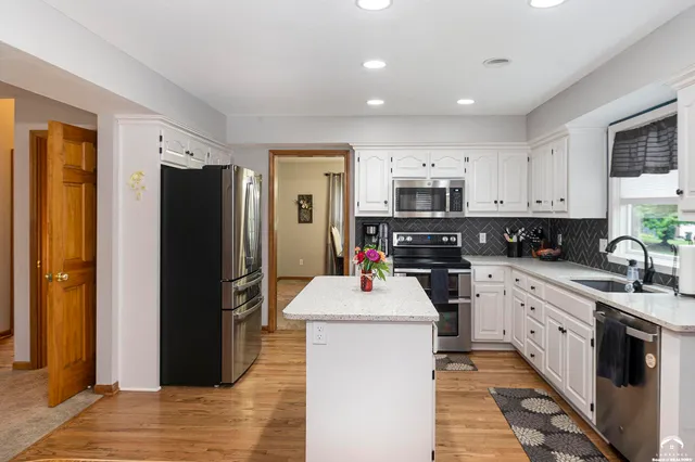 $470,000 | 1040 Stonecreek Drive, Lawrence, KS 66049