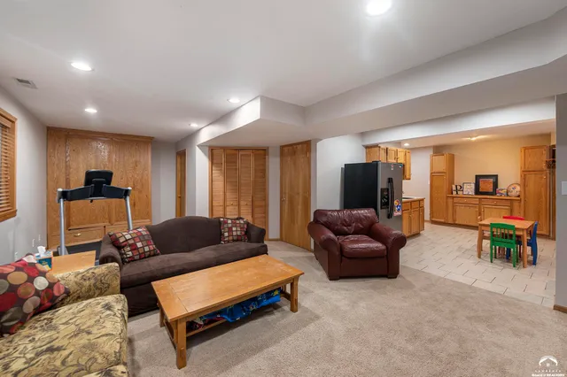 $470,000 | 1040 Stonecreek Drive, Lawrence, KS 66049