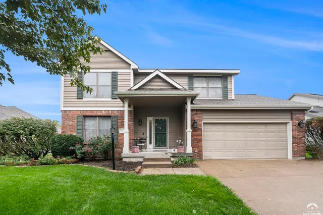 $470,000 | 1040 Stonecreek Drive, Lawrence, KS 66049