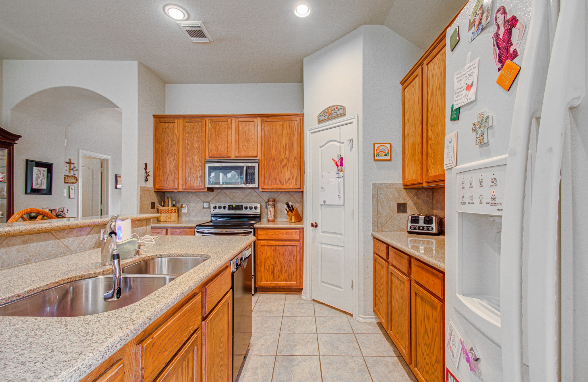 1819 Ryansbrook Lane Spring, TX 77386 - Photo 3 of 50