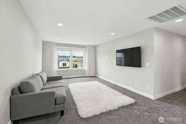 $699,000 | 1500 East Nanevicz Avenue, Buckley, WA 98321