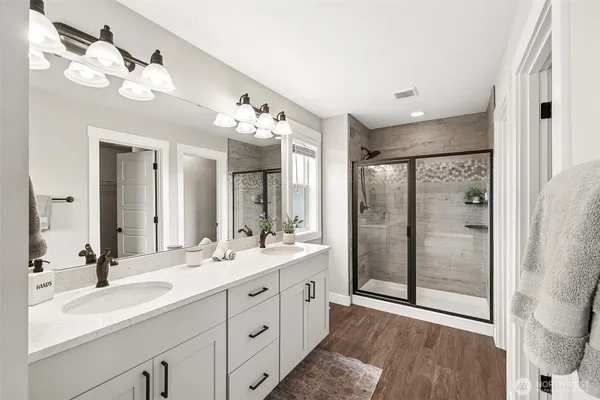 $699,000 | 1500 East Nanevicz Avenue, Buckley, WA 98321