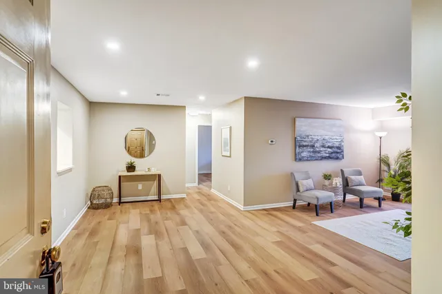 $415,000 | 5825 Cove Landing Road, Unit 101, Burke, VA 22015