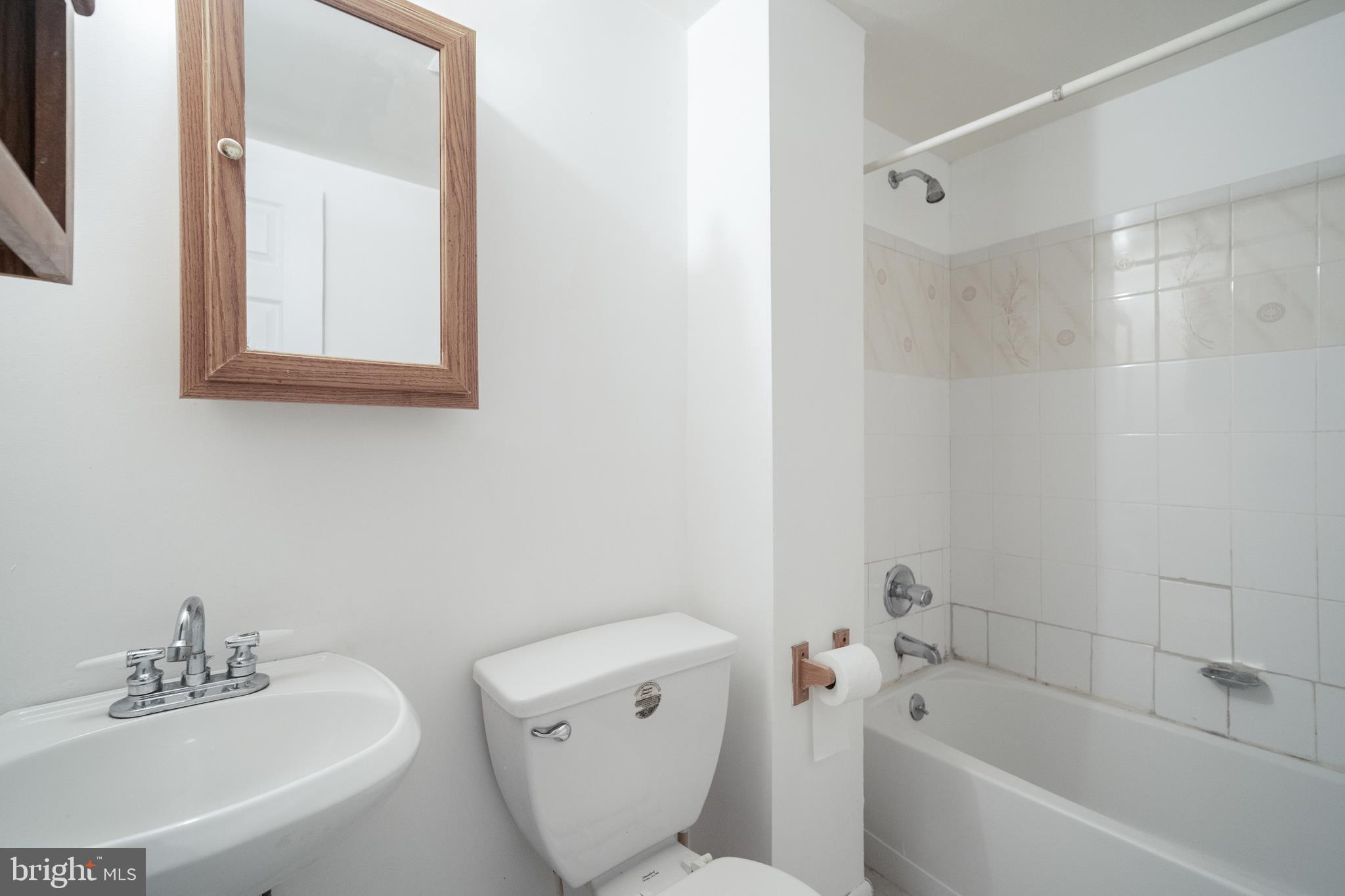 9120 Briarchip Street Laurel, MD 20708 - Photo 34 of 43 basement bathroom