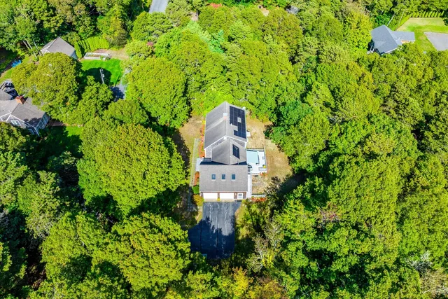 $1,195,500 | 31 Duck Pond Road, Dennis, MA 02660