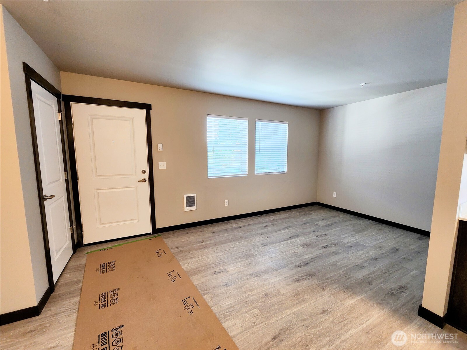 1039 Cedar Avenue, Unit 101 Marysville, WA 98270 - Photo 13 of 18