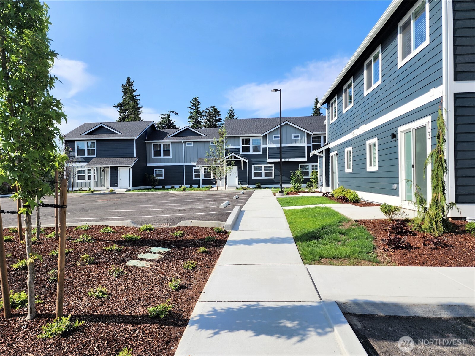 1039 Cedar Avenue, Unit 101 Marysville, WA 98270 - Photo 4 of 18