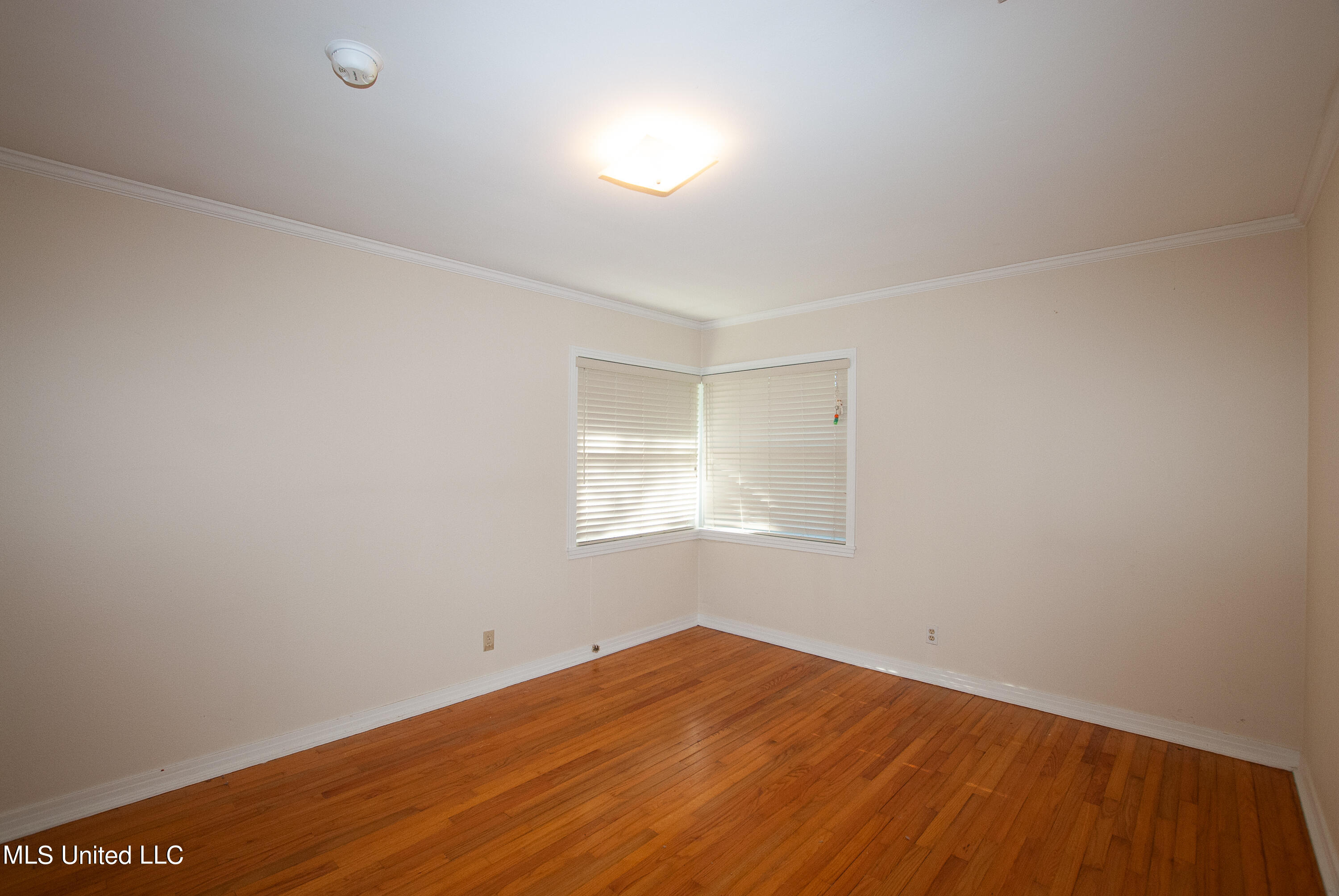 5200 Myrtle Street Moss Point, MS 39563 - Photo 16 of 21 DSC_0058
