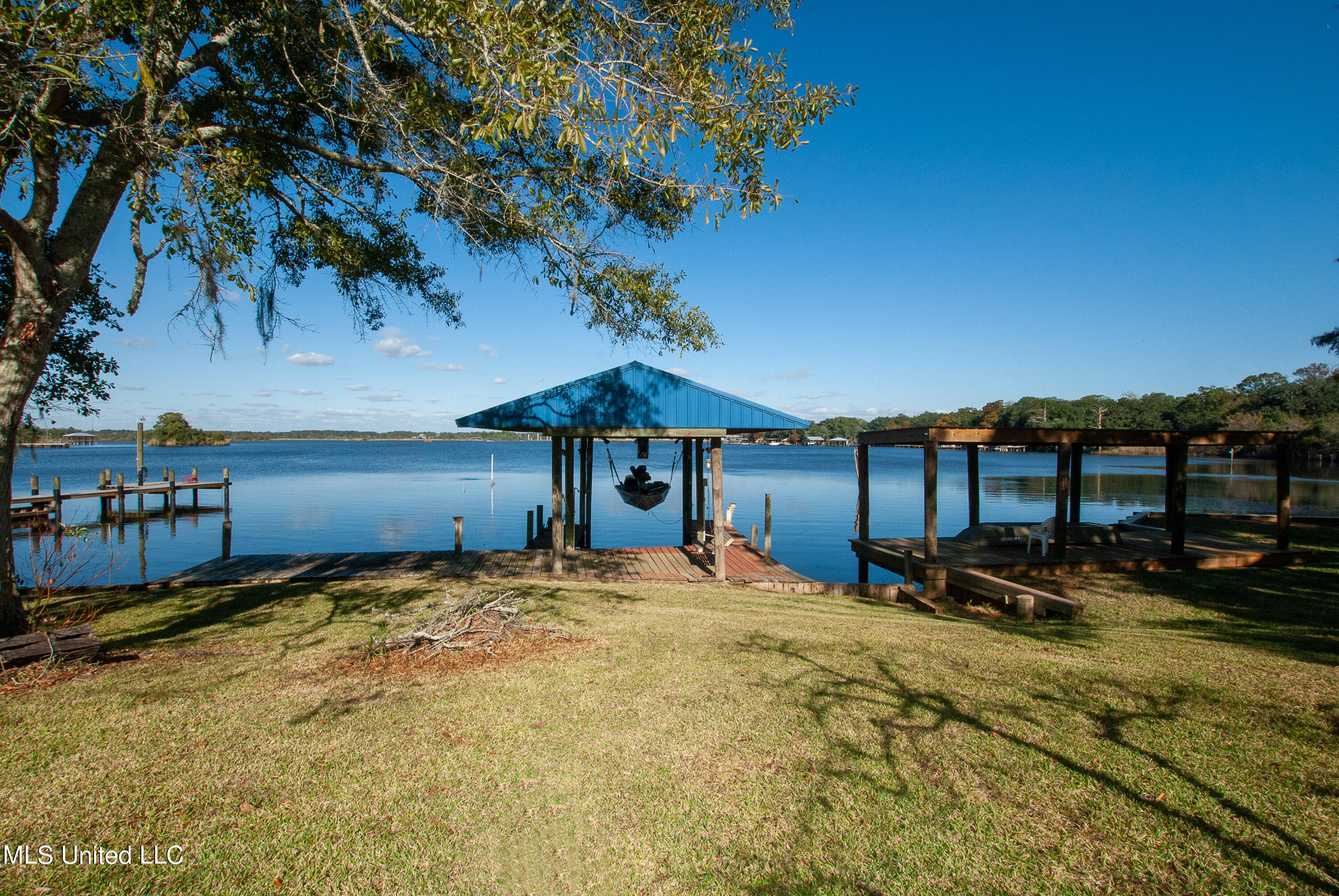 5200 Myrtle Street Moss Point, MS 39563 - Photo 4 of 21 DSC_0015
