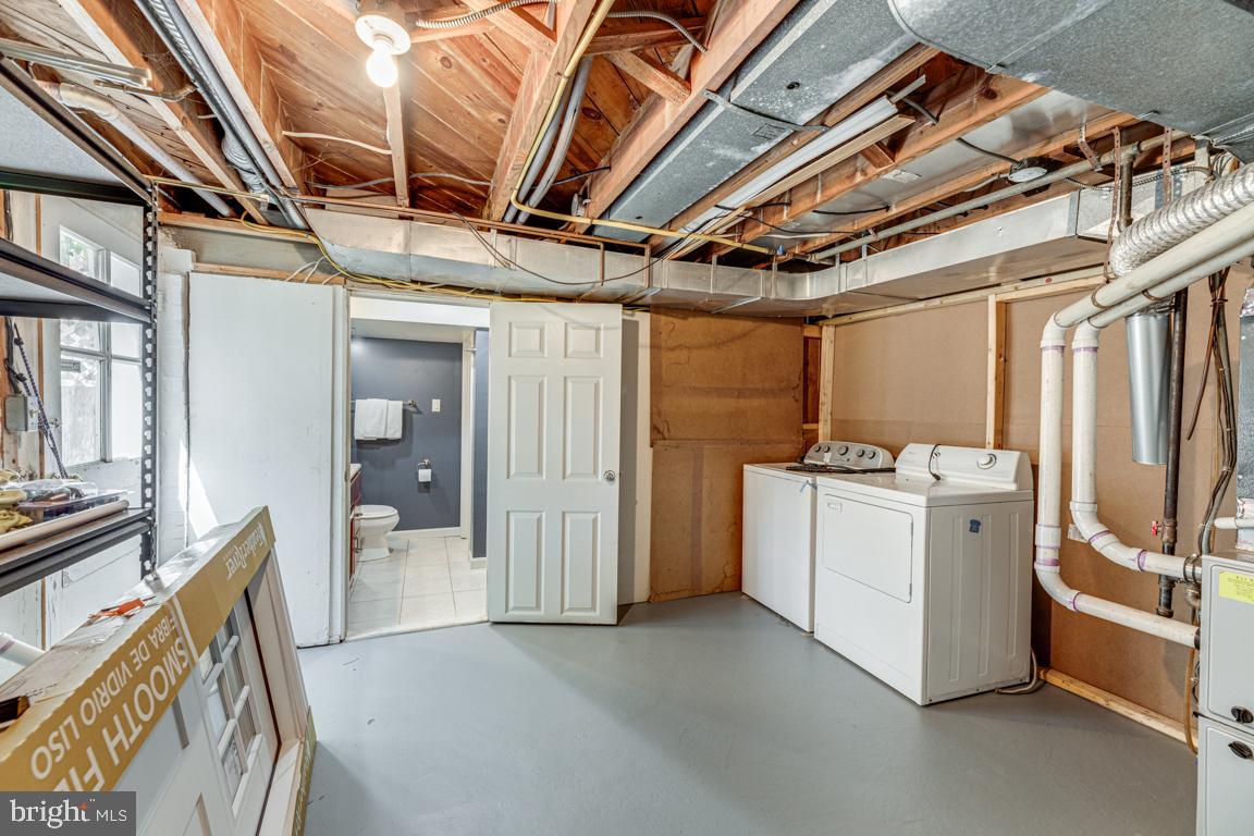 1016 Stirling Road Silver Spring, MD 20901 - Photo 22 of 26 Laundry