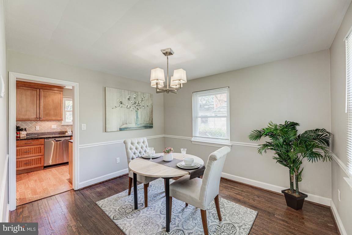 1016 Stirling Road Silver Spring, MD 20901 - Photo 6 of 26 Separate dining space
