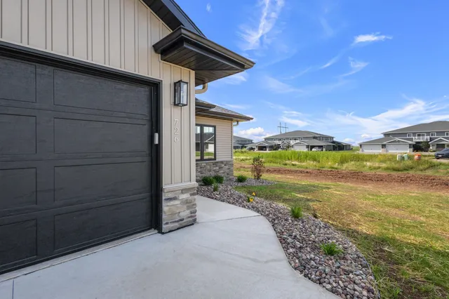 $457,900 | 726 Tambour Court, De Pere, WI 54115