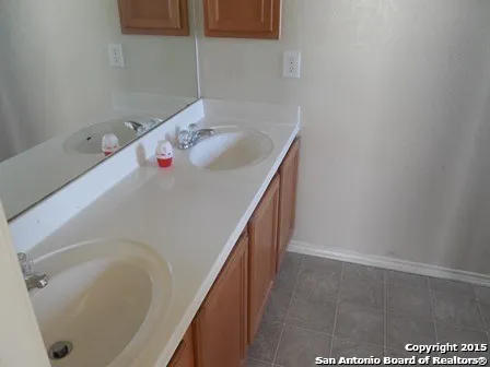 $1,600 | 6630 Hartnet Fields, Converse, TX 78109