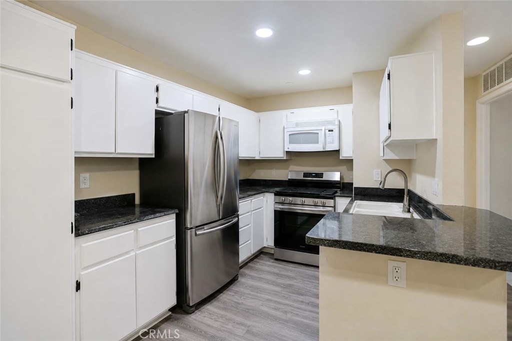 12635 Briarglen Loop, Unit K Stanton, CA 90680 - Photo 15 of 35