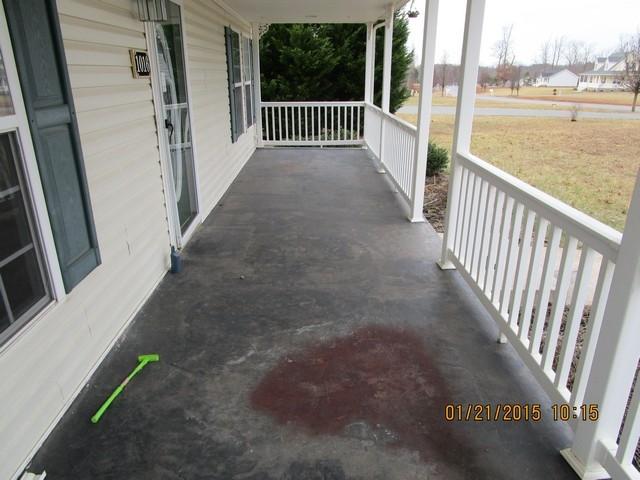 1016 Cinnamon Ridge Road Moneta, VA 24121 - Photo 11 of 22 front porch