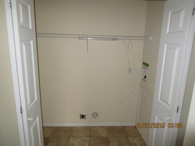 1016 Cinnamon Ridge Road Moneta, VA 24121 - Photo 14 of 22 laundry