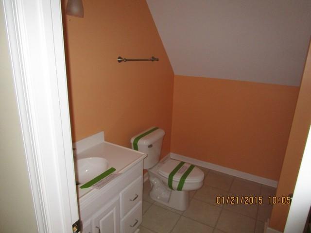 1016 Cinnamon Ridge Road Moneta, VA 24121 - Photo 19 of 22 upper bath