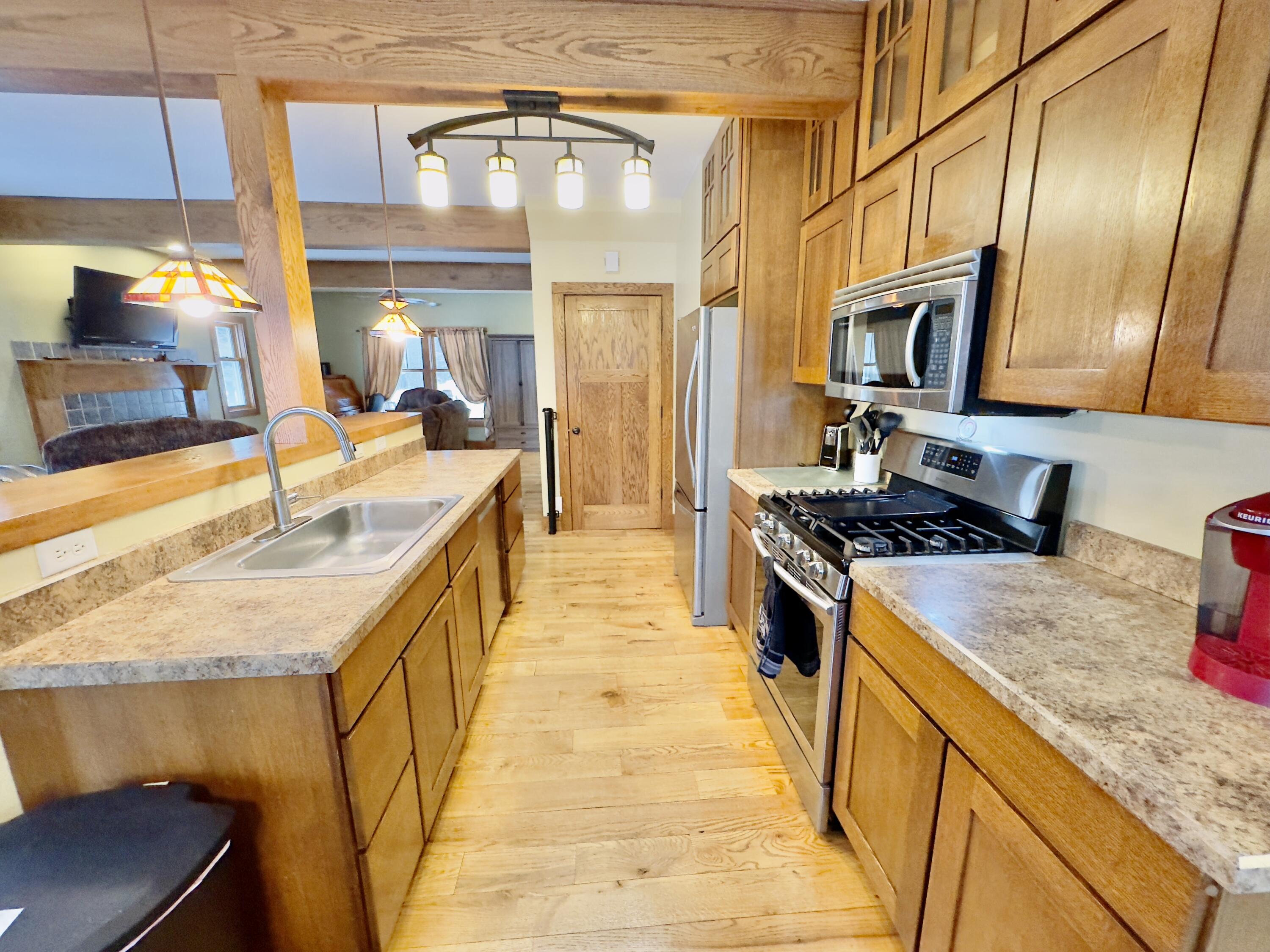 18152 West Spring Lake Road Spring Lake, MI 49456 - Photo 3 of 44 IMG_0766
