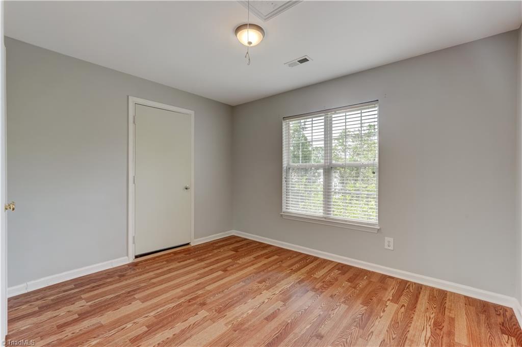 4025 Queens Grant Road Jamestown, NC 27282 - Photo 23 of 30