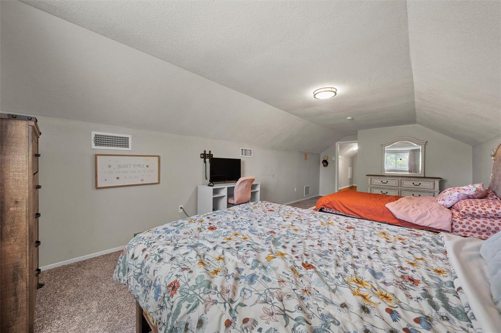 128 East Johnson Street Hewitt, TX 76643 - Photo 18 of 40