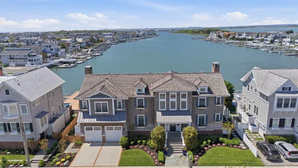 $14,950,000 | 339 104th Street, Stone Harbor, NJ 08247