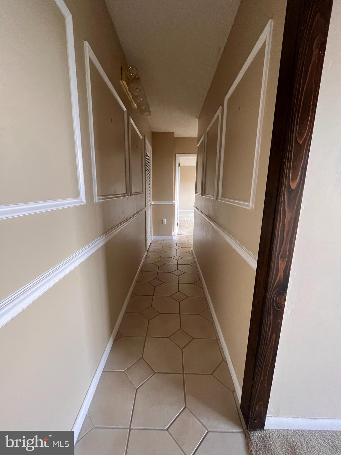 1840 Frontage Road, Unit 302 Cherry Hill, NJ 08034 - Photo 23 of 52 Hallway