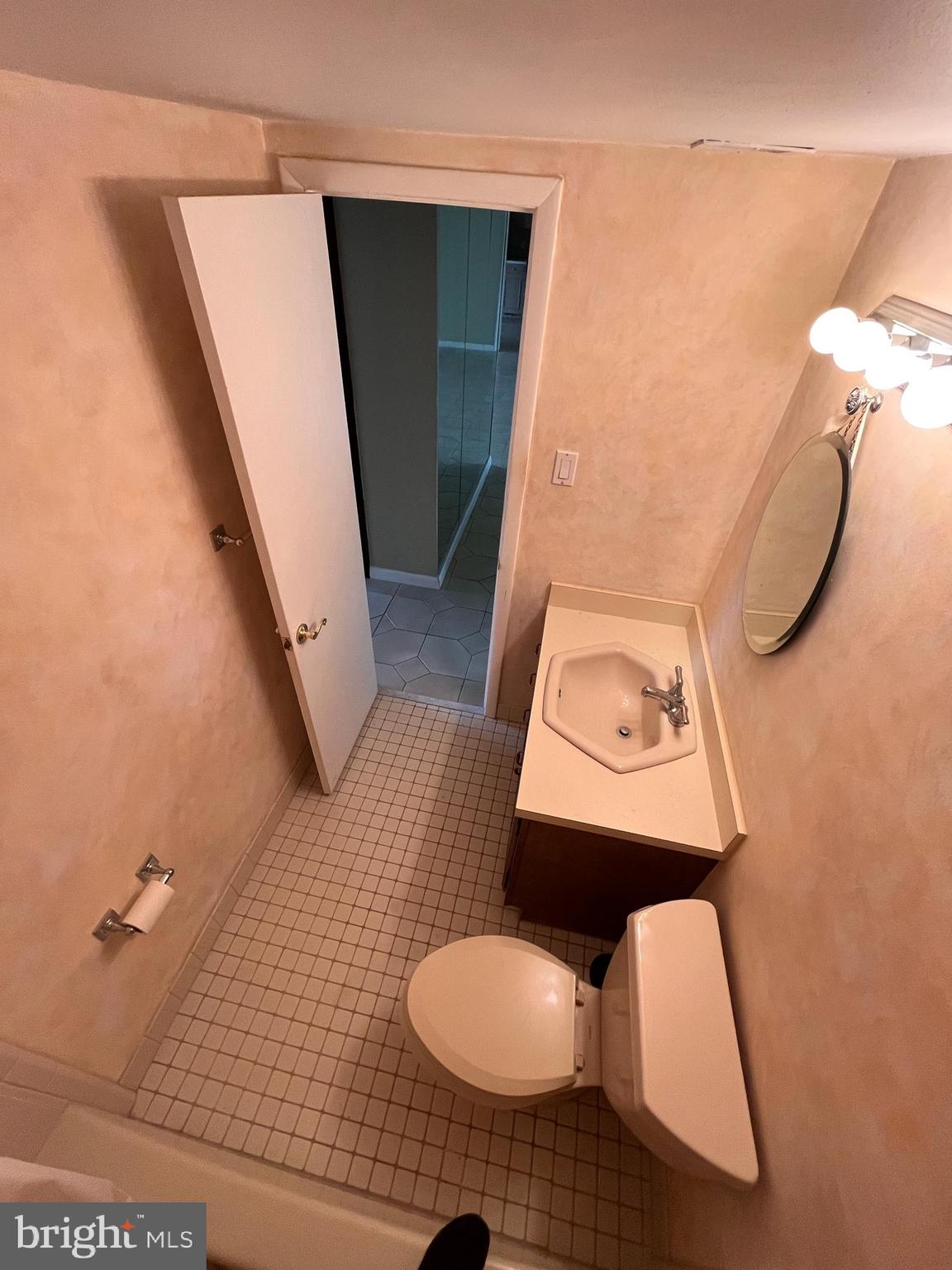 1840 Frontage Road, Unit 302 Cherry Hill, NJ 08034 - Photo 30 of 52 Hallway Bathroom