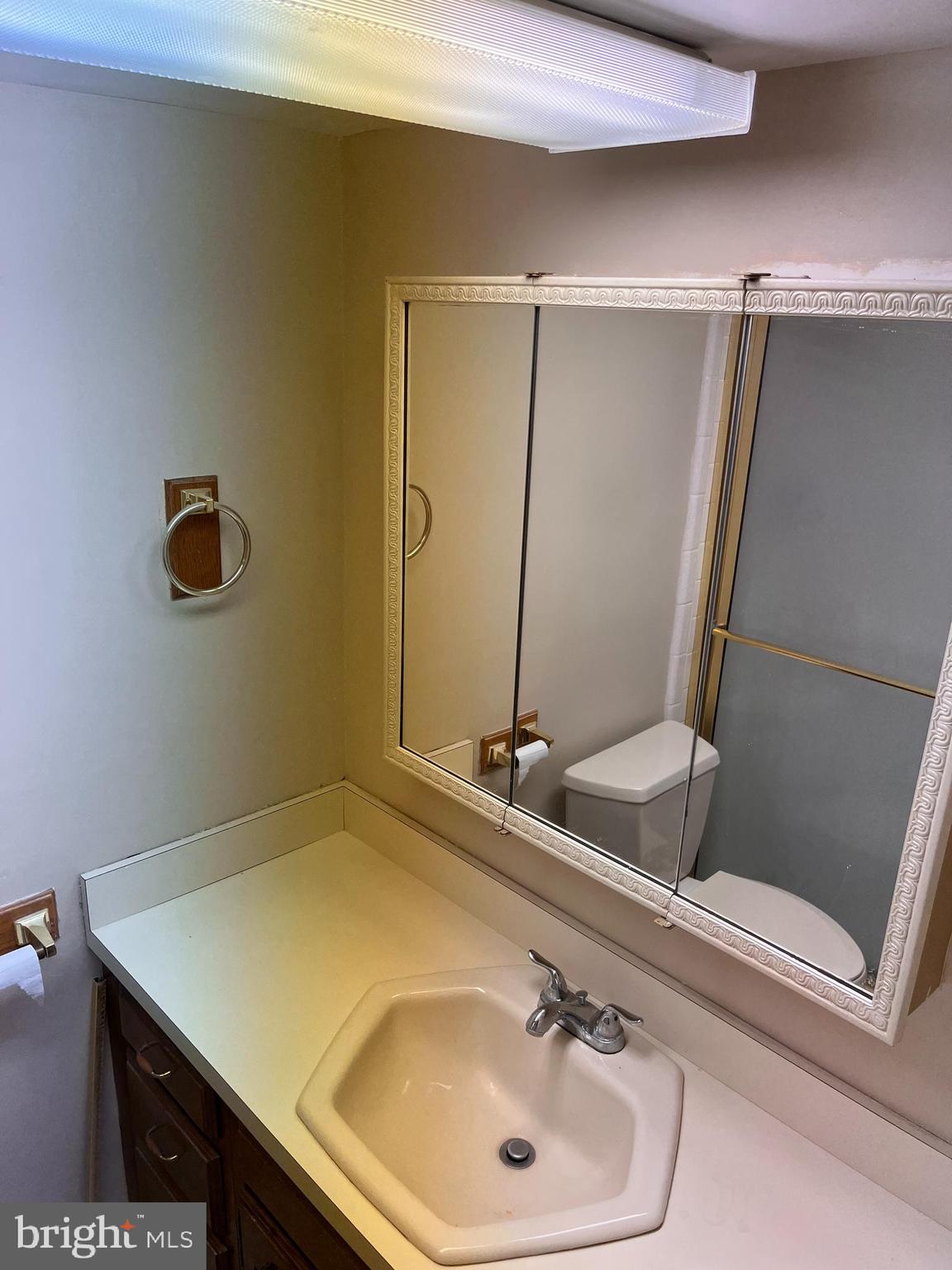 1840 Frontage Road, Unit 302 Cherry Hill, NJ 08034 - Photo 42 of 52 Master Bath