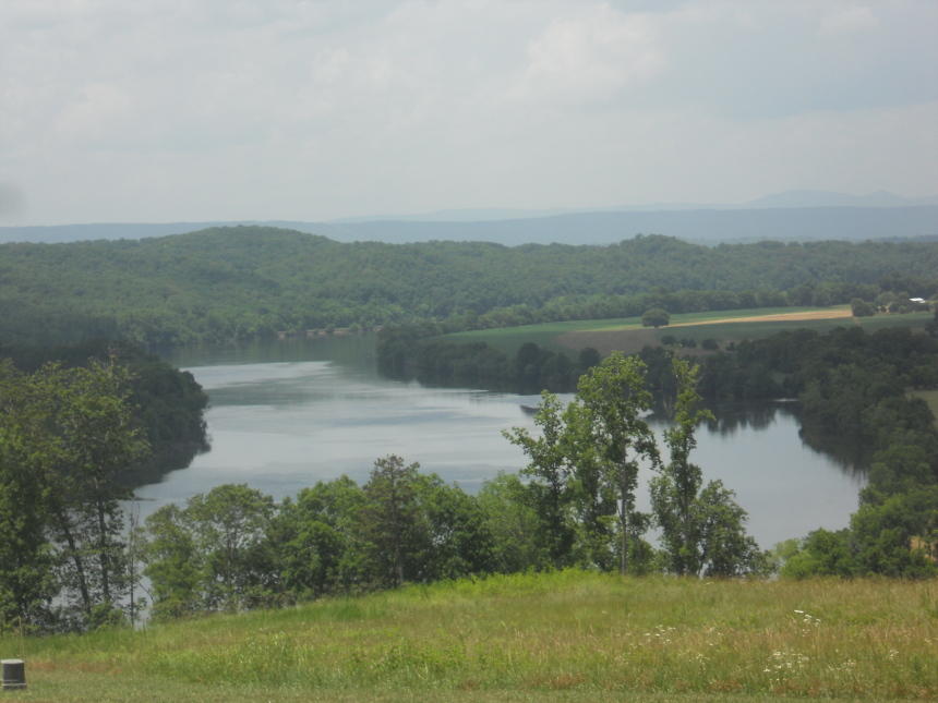 48 Espalier Drive, Unit 48 Decatur, TN 37322 - Photo 2 of 14 Welcome to Espalier Bay