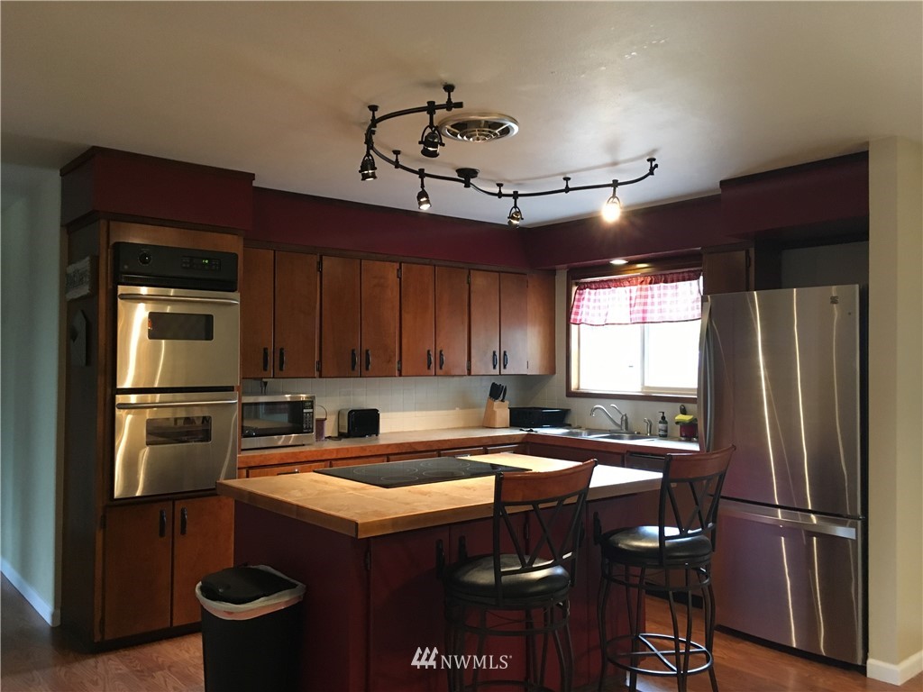 1809 Military Road Centralia, WA 98531 - Photo 6 of 18 Gallery Image 6