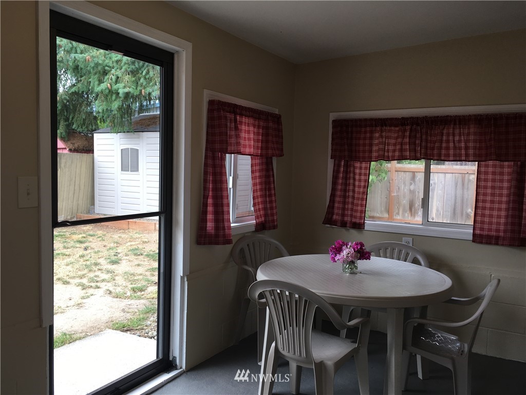 1809 Military Road Centralia, WA 98531 - Photo 9 of 18 Gallery Image 9