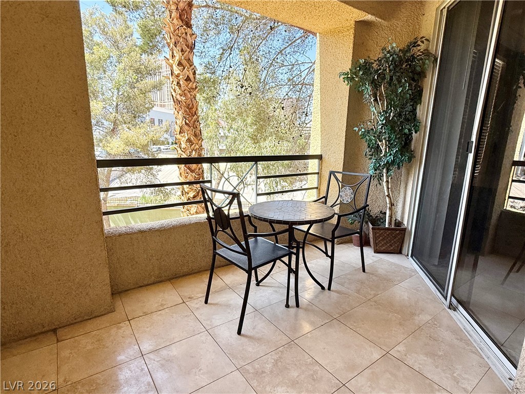210 East Flamingo Road, Unit 215 Las Vegas, NV 89169 - Photo 5 of 28