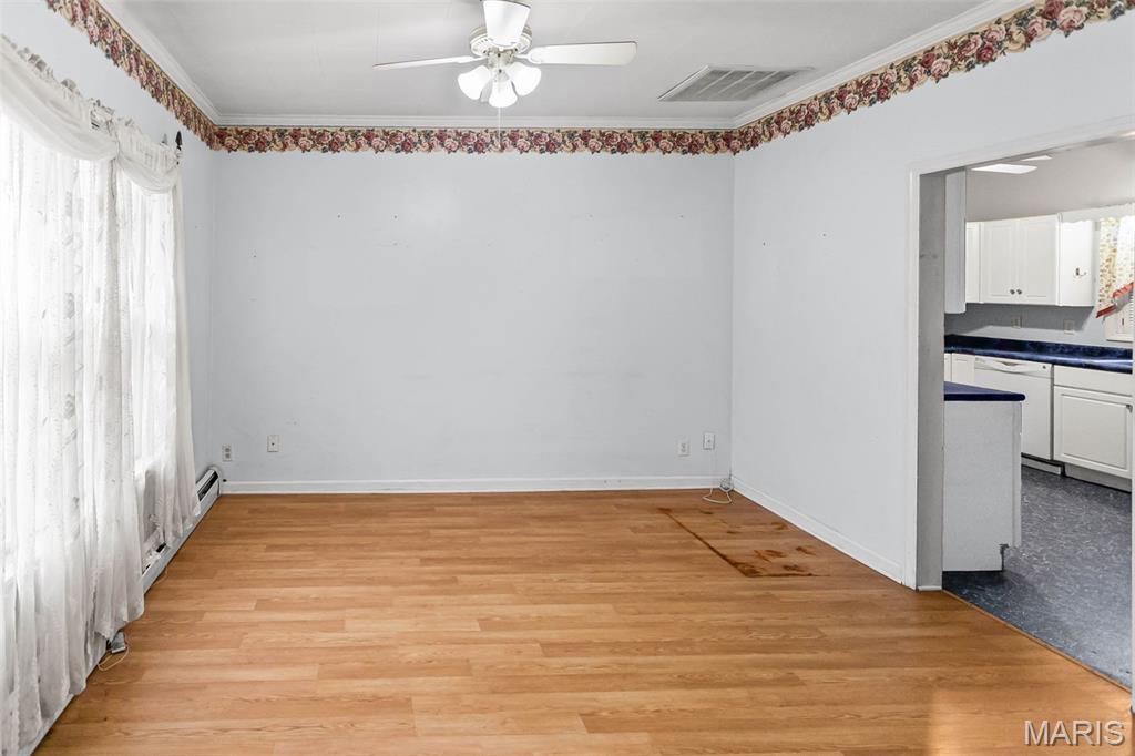 349 Locust Street Eldred, IL 62027 - Photo 12 of 39