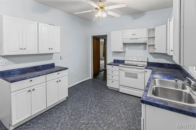 $65,000 | 349 Locust Street, Eldred, IL 62027