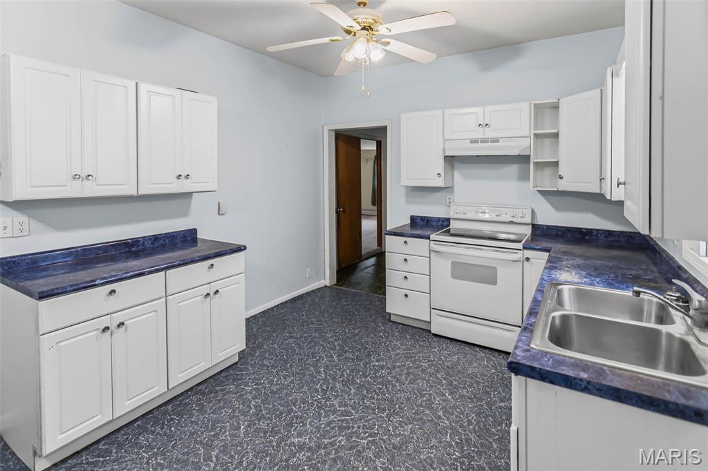 349 Locust Street Eldred, IL 62027 - Photo 20 of 39