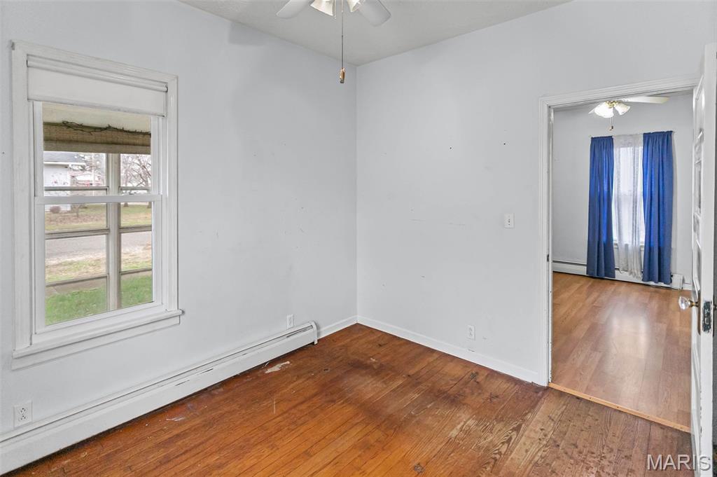 349 Locust Street Eldred, IL 62027 - Photo 9 of 39