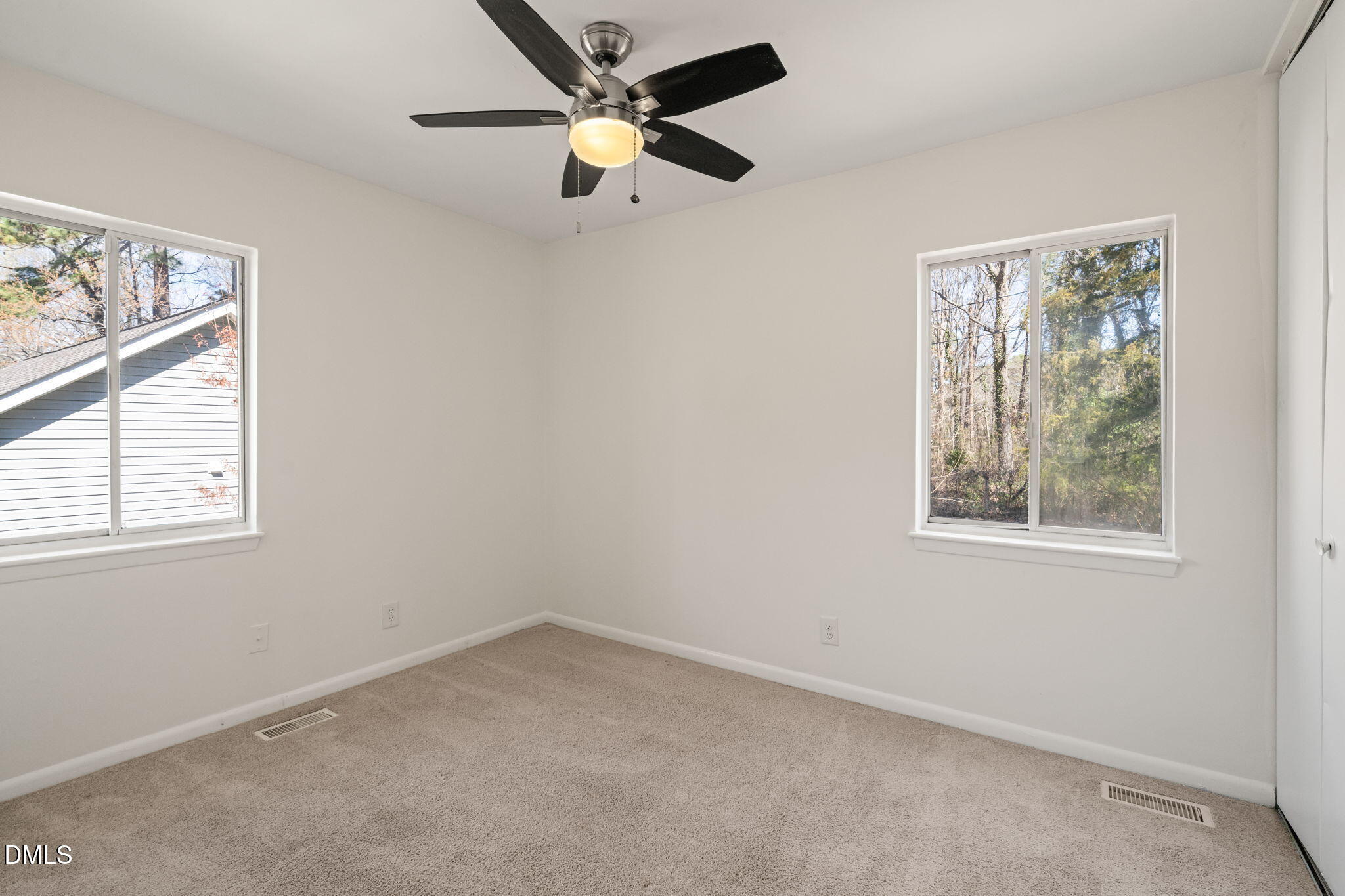 825 Waring Street Durham, NC 27704 - Photo 14 of 24 31-web-or-mls-untitled-38