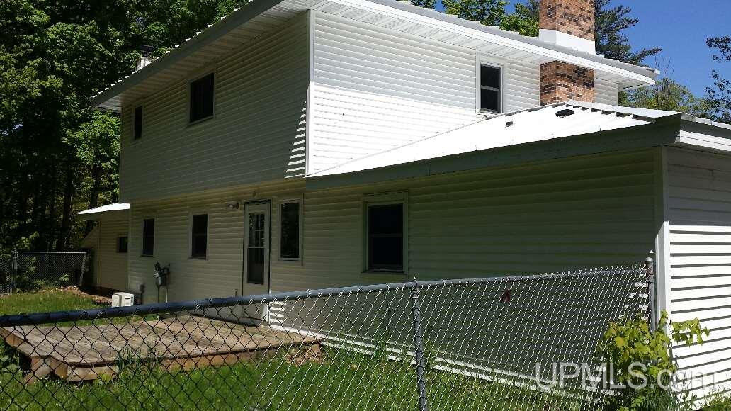 59 Feather Ridge Road Marquette, MI 49855 - Photo 2 of 31 Gallery Image 2