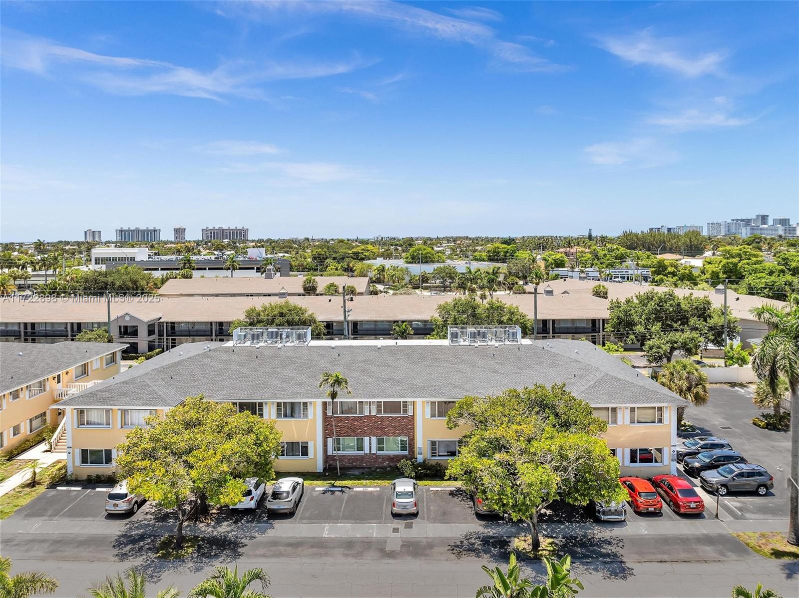 5800 Northeast 22nd Way, Unit 523 Fort Lauderdale, FL 33308 - Photo 2 of 41