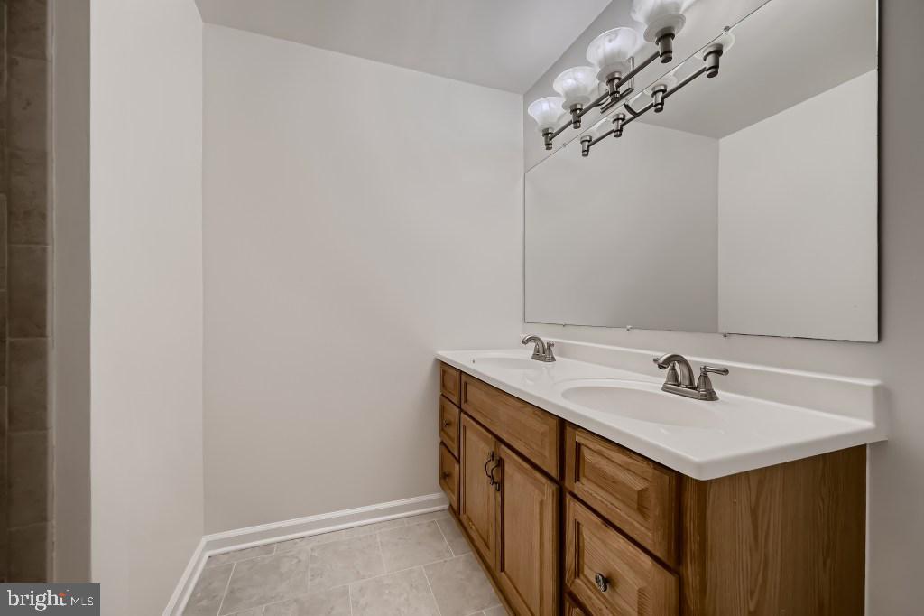 9349 Pan Ridge Road Baltimore, MD 21234 - Photo 13 of 32 Double Sink